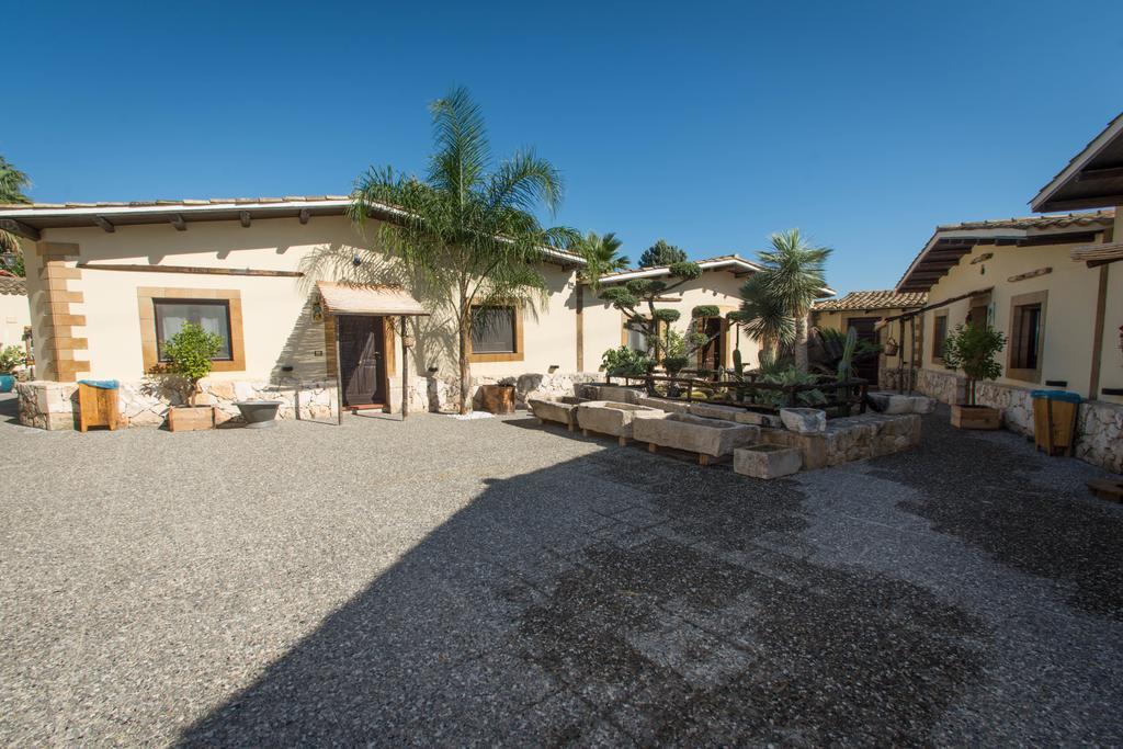 Agriturismo Papyrus Syracuse Bagian luar foto